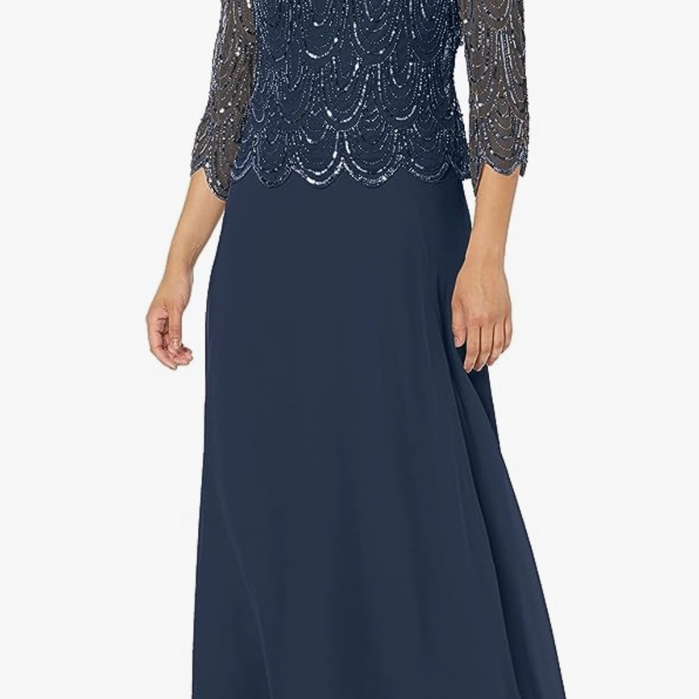 Dress - Picture 7 of 7